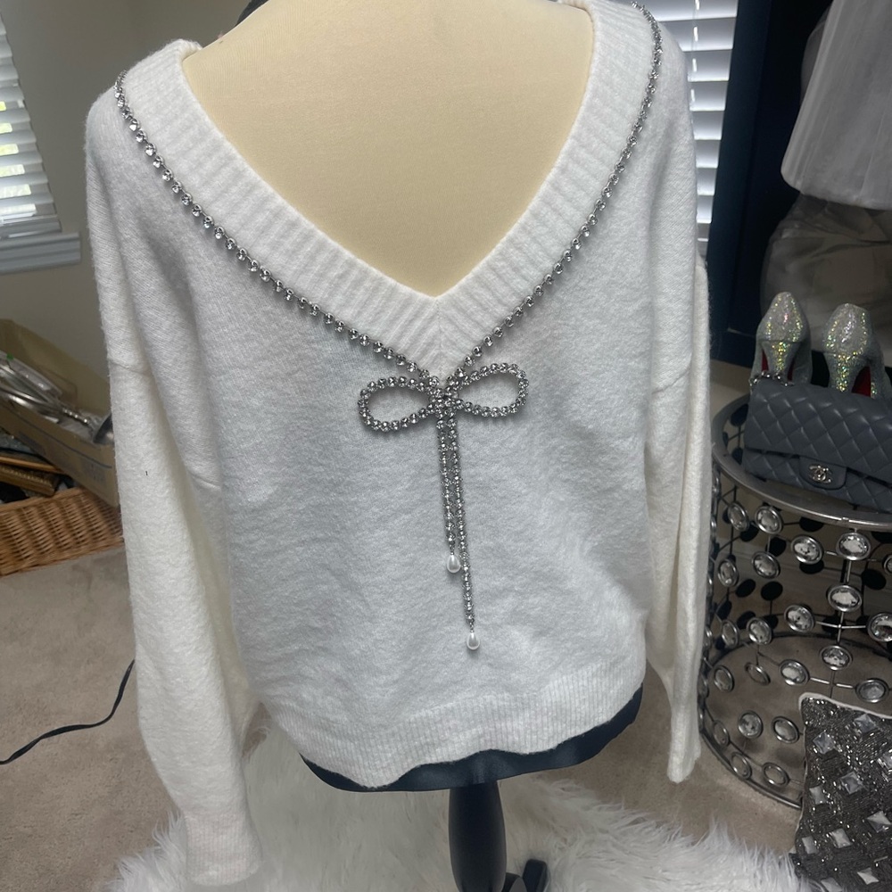 Express White V-Neck Sweater with Rhinestone Bow